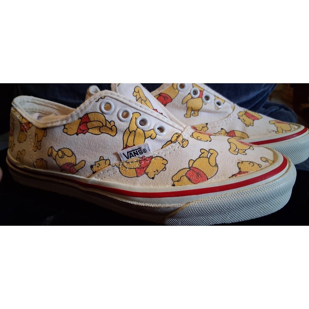 RARE VINTAGE Vans Disney Winnie the Pooh Sneakers (Womens 6) Collectors Item!